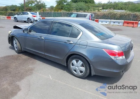 2010 Honda Accord 2.4 Lx-P z USA, uszkodzony, nr VIN 1HGCP2F48AA156802